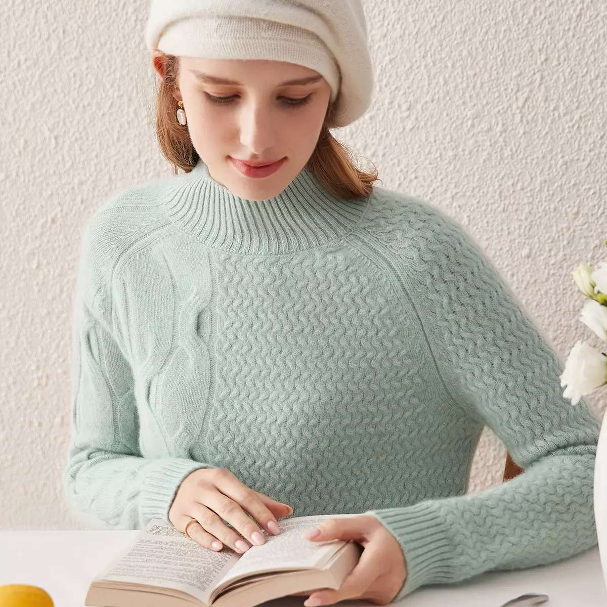 Cashmere high neck knitted cashmere sweater