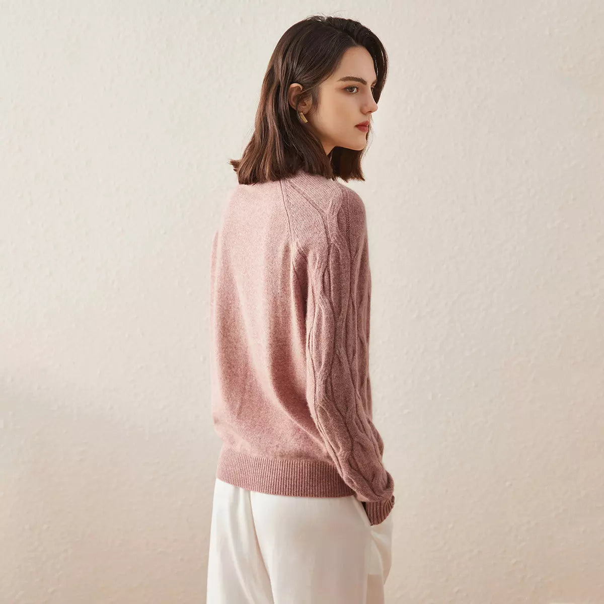 Cashmere high neck knitted cashmere sweater